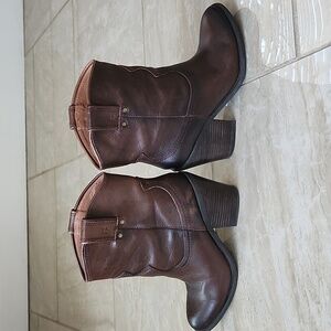Lucky Brand Brown Boots size 7.5/8